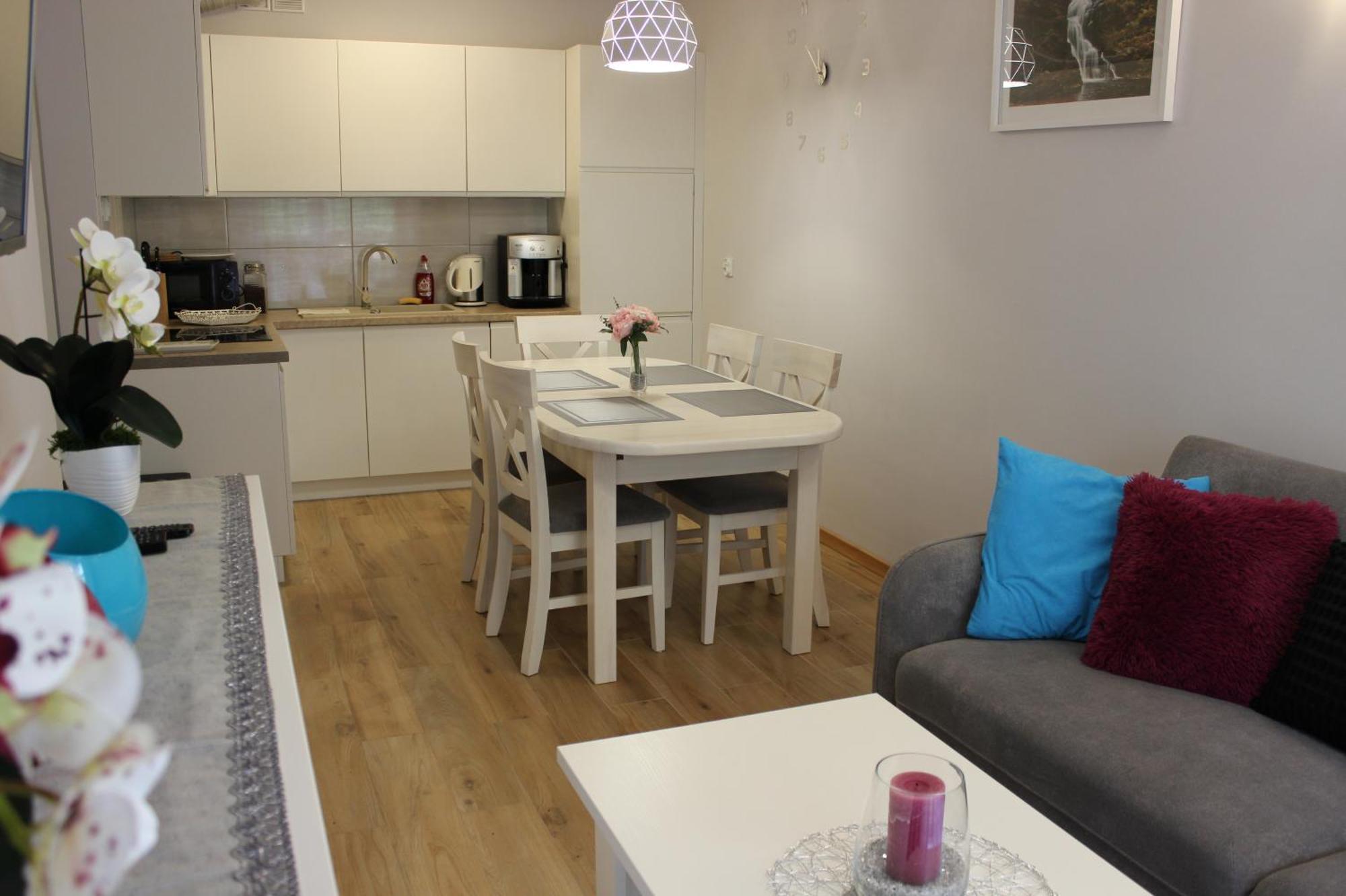 Apartament Blisko Centrum Z Garazem Karpacz Eksteriør billede